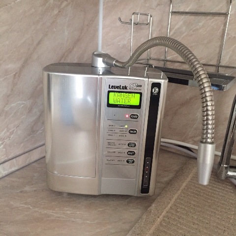 Аппарат для получения ионизированной воды Leveluk sd-501 platinum
